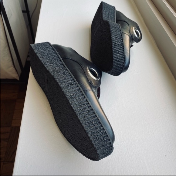 MARC JACOBS • Leather Platform Flats - Picture 9 of 13